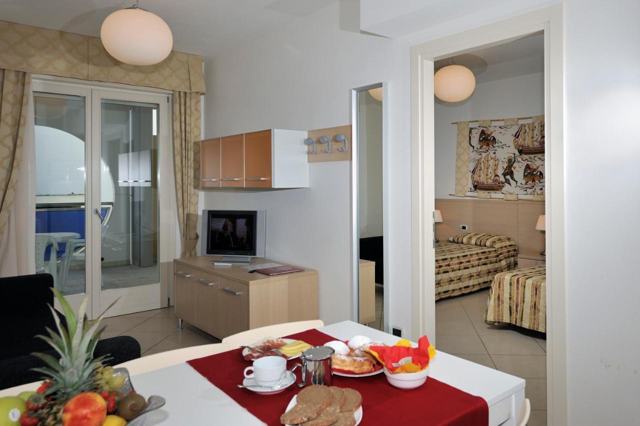 ביביונה Ashanti Aparthotel Wellness&Spa חדר תמונה
